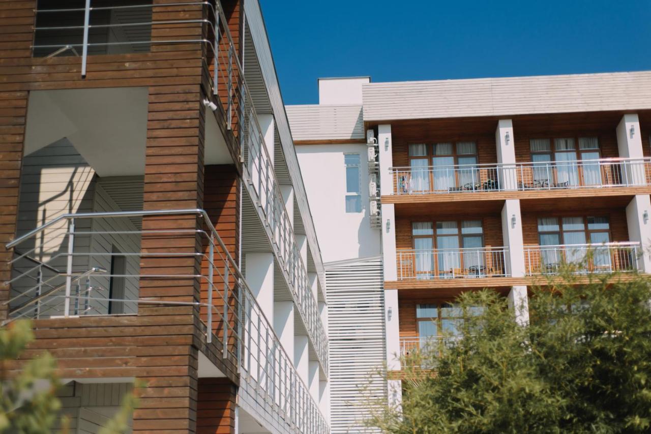 Aquamarine Family Club Hotel Gagra Exterior foto