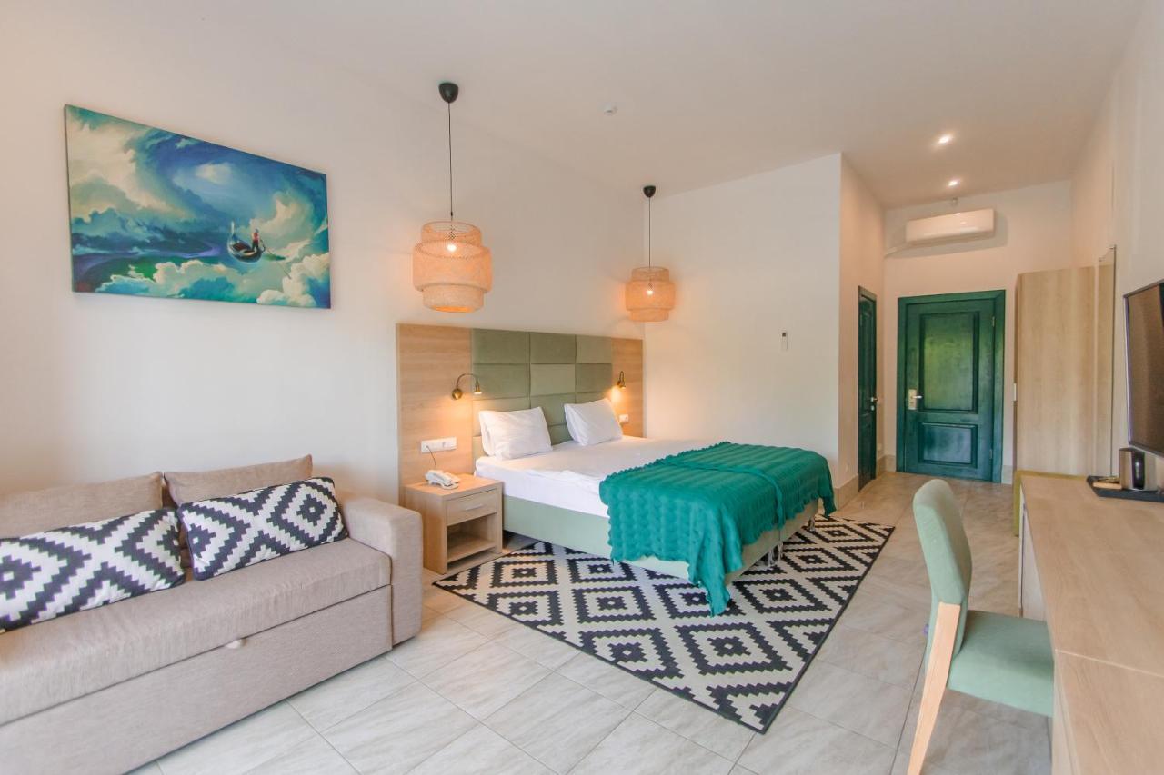 Aquamarine Family Club Hotel Gagra Quarto foto