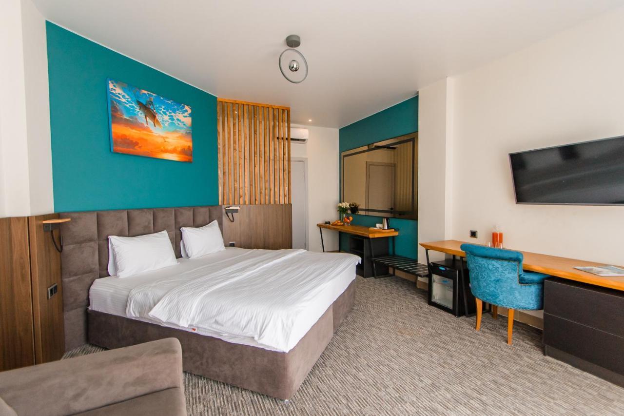 Aquamarine Family Club Hotel Gagra Quarto foto